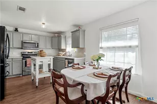 2213 Autumn Wood Dr, Waco, TX 76711 - Photo 8