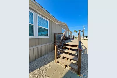 359 N Byers, Port O'Connor, TX 77982 - Photo 6