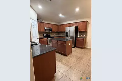 647 Tom Kemp Drive, New Braunfels, TX 78130 - Photo 6