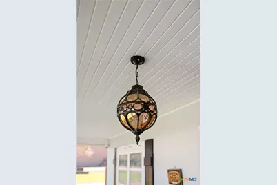 305 W Dallas Avenue, Seadrift, TX 77983 - Photo 32