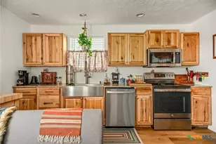 305 W Dallas Ave, Seadrift, TX 77983 - Photo 20