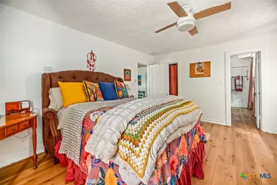 305 W Dallas Avenue, Seadrift, TX 77983 - Photo 12