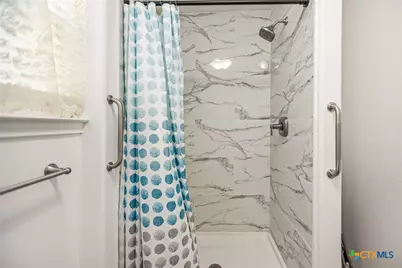 305 W Dallas Avenue, Seadrift, TX 77983 - Photo 26