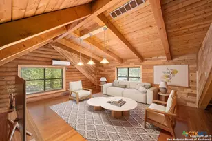 463 Woodland Dr, Fredericksburg, TX 78624 - Photo 4