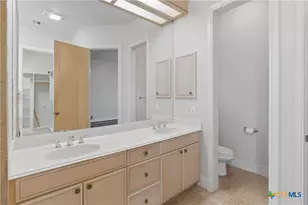 105 Maderas, Seguin, TX 78155 - Photo 10