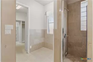 105 Maderas, Seguin, TX 78155 - Photo 32