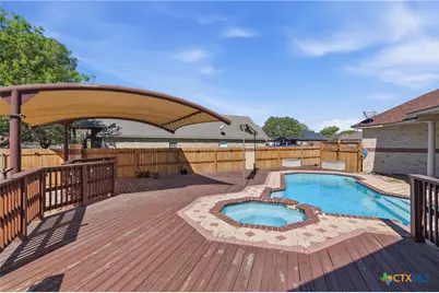 105 Maderas, Seguin, TX 78155 - Photo 8
