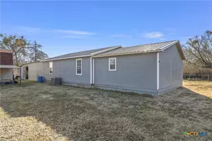 239 Wildwood Ave, Elm Mott, TX 76640 - Photo 22