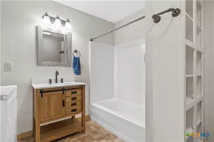 239 Wildwood Ave, Elm Mott, TX 76640 - Photo 18