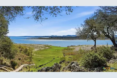 956 Lakebreeze Drive, Canyon Lake, TX 78133 - Photo 12