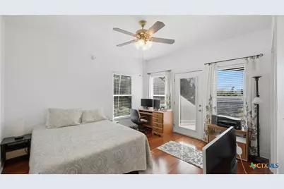 956 Lakebreeze Drive, Canyon Lake, TX 78133 - Photo 8