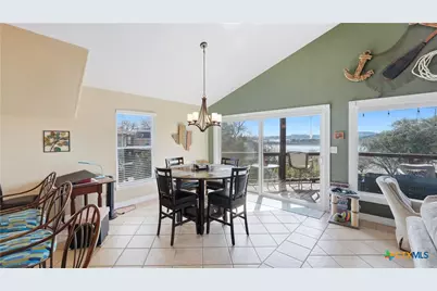 956 Lakebreeze Drive, Canyon Lake, TX 78133 - Photo 22