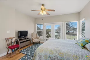 956 Lakebreeze Dr, Canyon Lake, TX 78133 - Photo 4