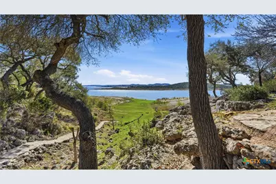 956 Lakebreeze Drive, Canyon Lake, TX 78133 - Photo 12