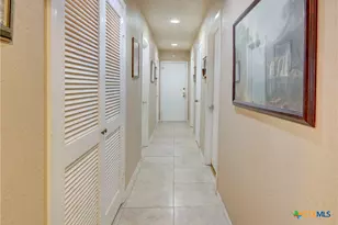 1135 N Penelope St, Belton, TX 76513 - Photo 12