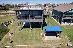 403 W Maple St, Port O'Connor, TX 77982 - Photo 1
