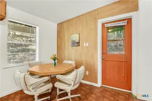 1300 Keller Ln, Seguin, TX 78155 - Photo 14