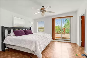 1300 Keller Ln, Seguin, TX 78155 - Photo 18