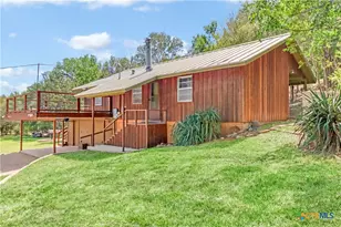 1300 Keller Ln, Seguin, TX 78155 - Photo 2