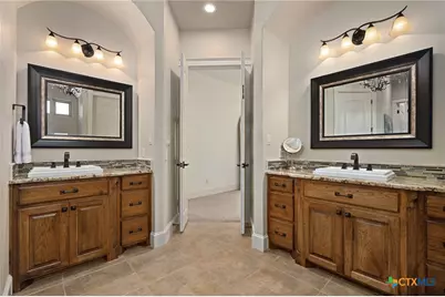 714 W Cimarron Hills Trail, Georgetown, TX 78628 - Photo 18