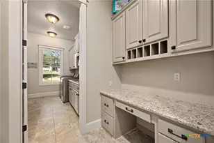 714 W Cimarron Hills Trail, Georgetown, TX 78628 - Photo 12