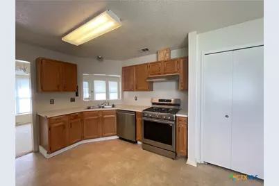 3312 Honeysuckle Drive, Killeen, TX 76542 - Photo 12