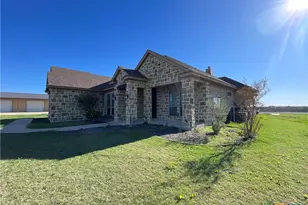 11023 Bigham Rd, Troy, TX 76579 - Photo 2
