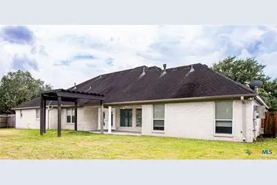 202 Ridge View, Victoria, TX 77904 - Photo 2