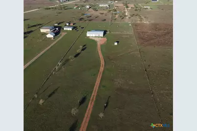 177 Leaning Oak Road, Victoria, TX 77904 - Photo 8