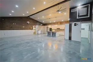 177 Leaning Oak Rd, Victoria, TX 77904 - Photo 10