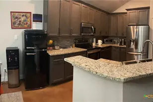 2046 Mulberry Cir, Spring Branch, TX 78070 - Photo 4