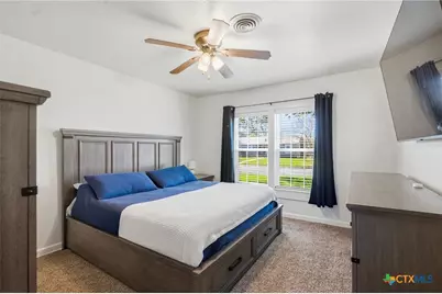 608 E Rosebud Avenue, Victoria, TX 77901 - Photo 14