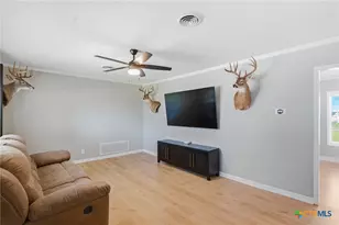 608 E Rosebud Ave, Victoria, TX 77901 - Photo 12