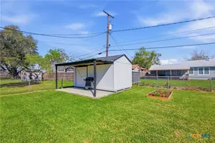 608 E Rosebud Ave, Victoria, TX 77901 - Photo 22