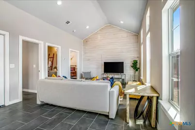 316 Cloud Top, Canyon Lake, TX 78133 - Photo 4