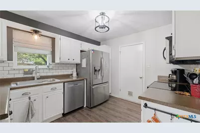 753 Belmont Drive, New Braunfels, TX 78130 - Photo 12