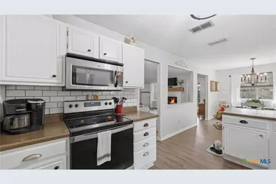 753 Belmont Drive, New Braunfels, TX 78130 - Photo 14