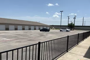 2710 S Clear Creek Rd, Killeen, TX 76549 - Photo 30