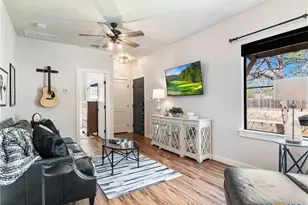 502 E Basel St, New Braunfels, TX 78130 - Photo 30