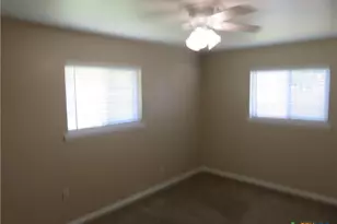 1339 Mockingbird Ln, Seguin, TX 78155 - Photo 38