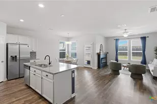 418 Moonvine Way, New Braunfels, TX 78130 - Photo 4