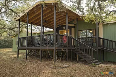 73 Rose Way, Victoria, TX 77905 - Photo 2