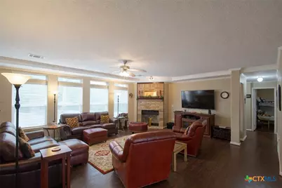 73 Rose Way, Victoria, TX 77905 - Photo 6