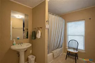 73 Rose Way, Victoria, TX 77905 - Photo 24