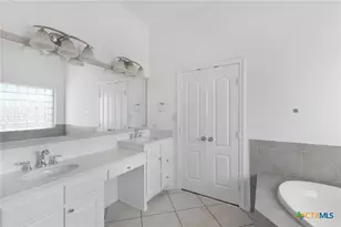 1298 County Rd 2337, Lampasas, TX 76550 - Photo 20