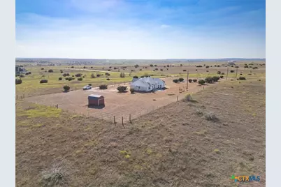 1298 County Road 2337, Lampasas, TX 76550 - Photo 40