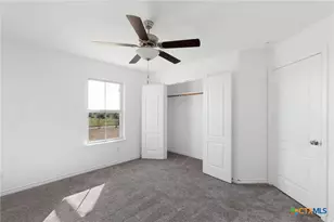 1298 County Rd 2337, Lampasas, TX 76550 - Photo 34