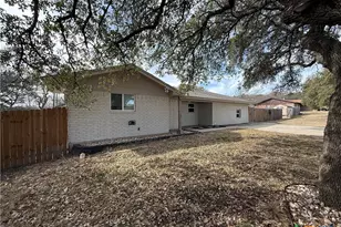 2109 Urbantke Ln, Copperas Cove, TX 76522 - Photo 2