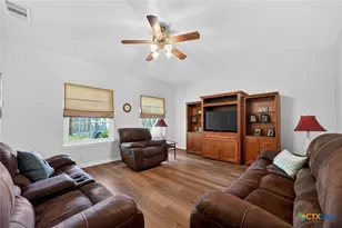 965 Rio Verde, New Braunfels, TX 78130 - Photo 4