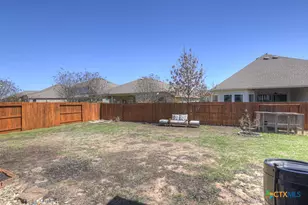 382 Nightshade Trl, New Braunfels, TX 78132 - Photo 8